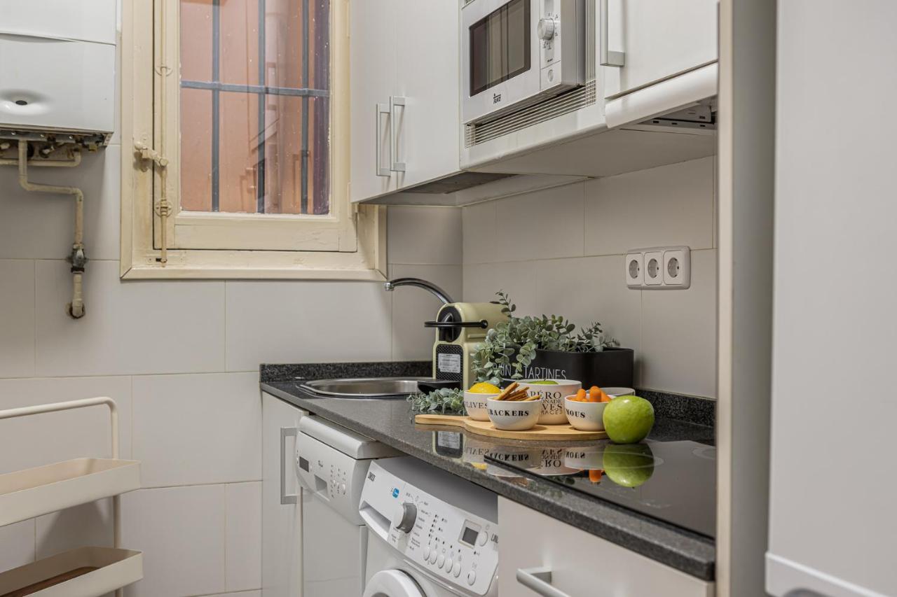 Beautiful Flat Close To Plaza De Mayor 4Peopl1Bath Con24 Appartement Madrid Buitenkant foto